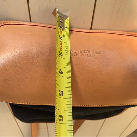 Dooney & Bourke Unique Bag Made in USA - Picture 13 of 16